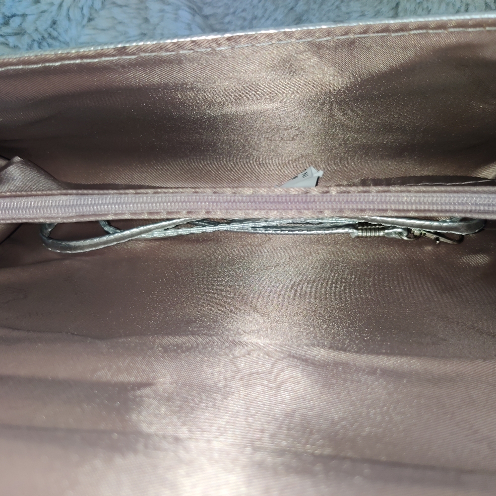 Silver Rhinestone Clutch - Picture 4 of 11